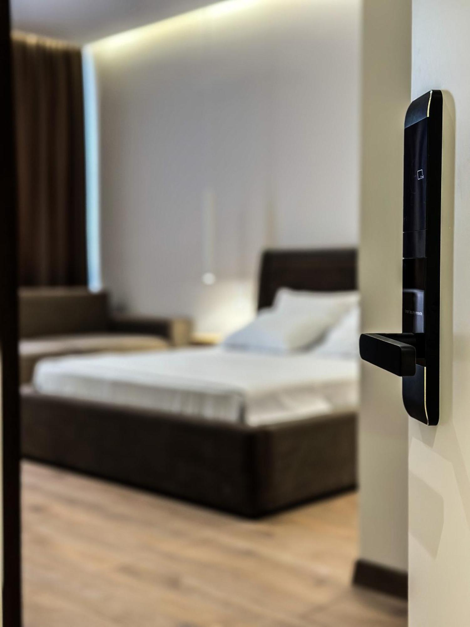 Alexander Rooms & Apartments Durres Luaran gambar
