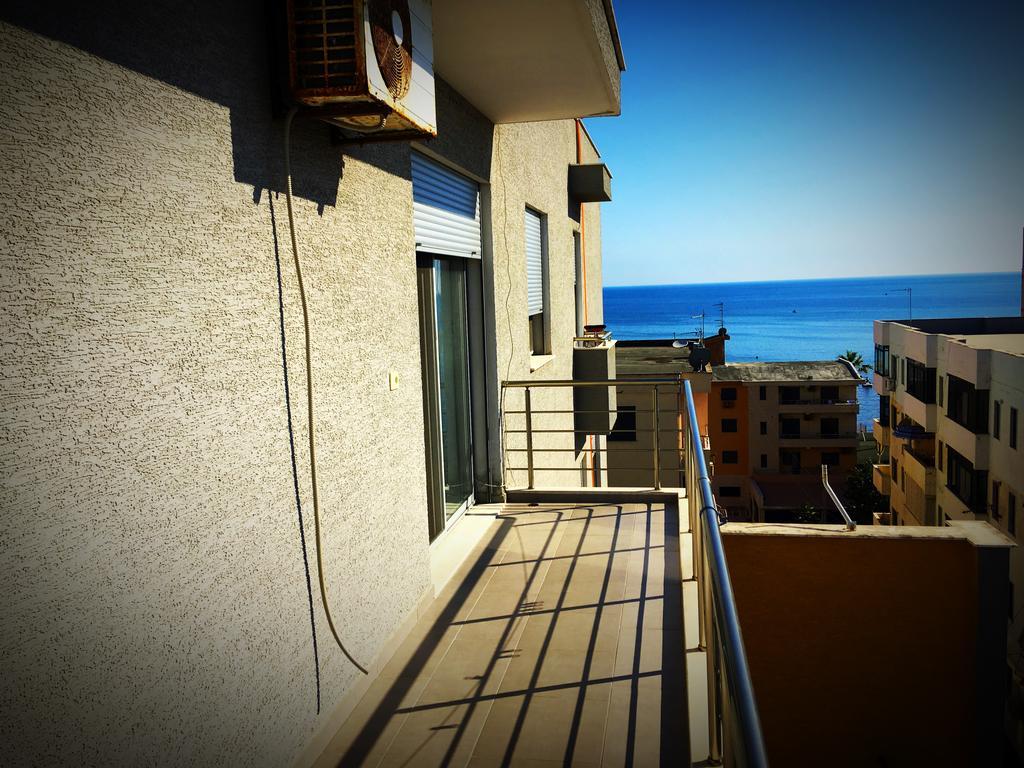 Alexander Rooms & Apartments Durres Luaran gambar