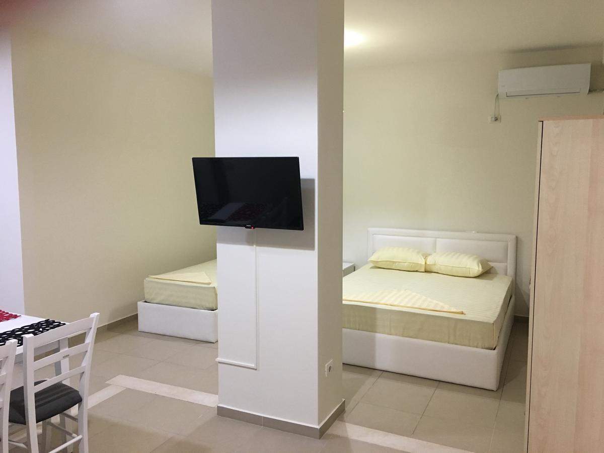 Alexander Rooms & Apartments Durres Luaran gambar