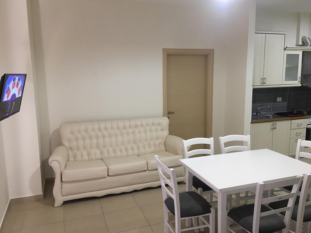 Alexander Rooms & Apartments Durres Luaran gambar
