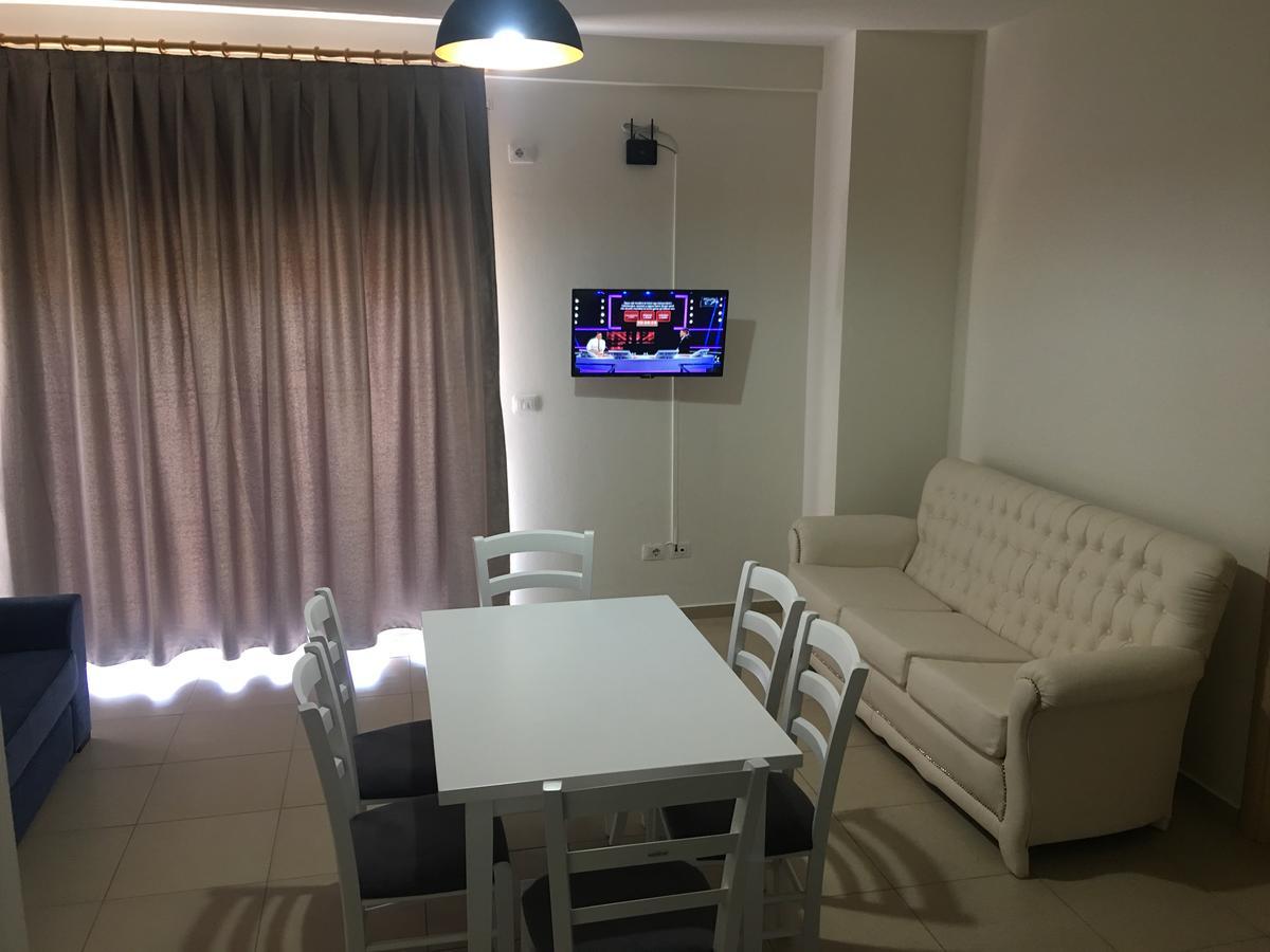 Alexander Rooms & Apartments Durres Luaran gambar