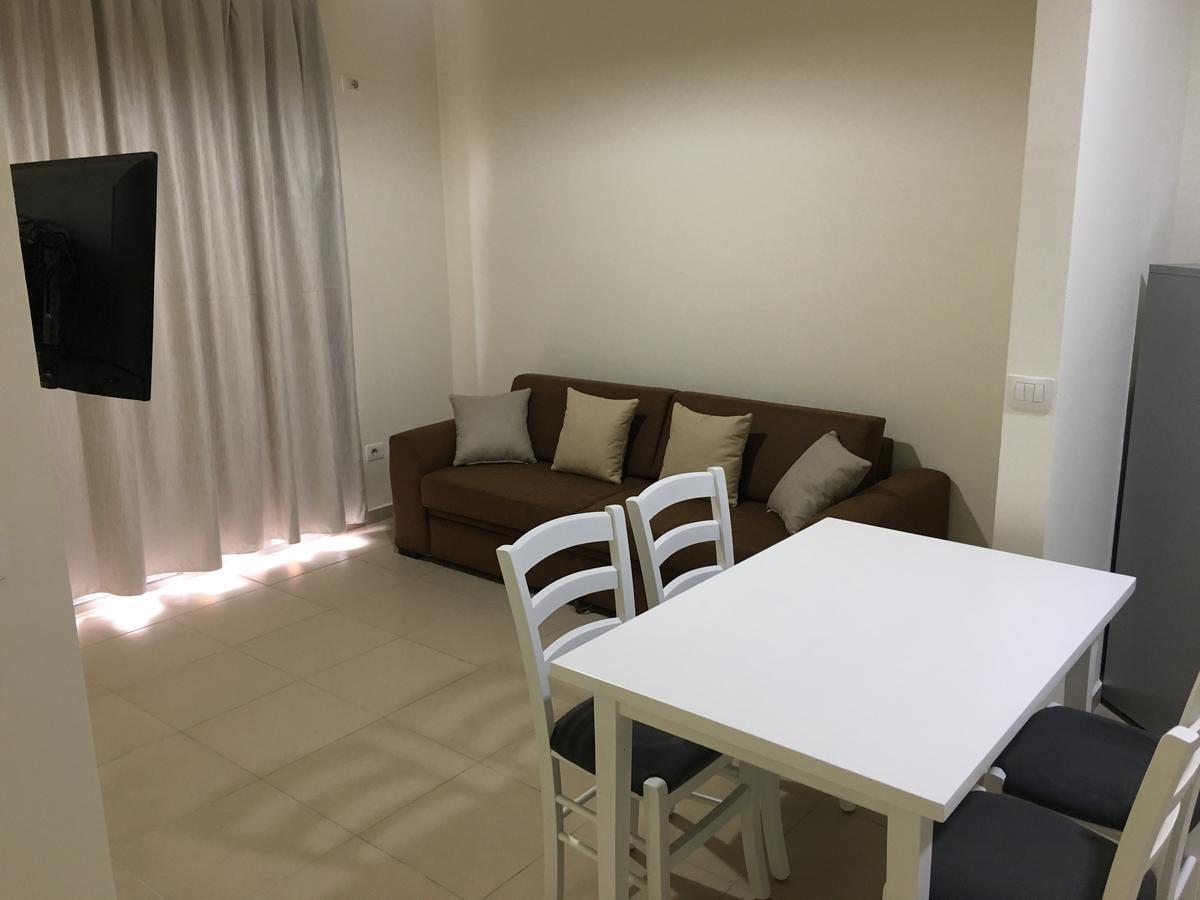 Alexander Rooms & Apartments Durres Luaran gambar
