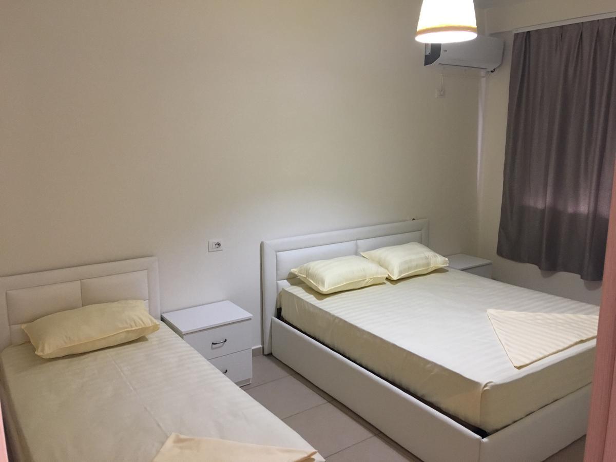 Alexander Rooms & Apartments Durres Luaran gambar