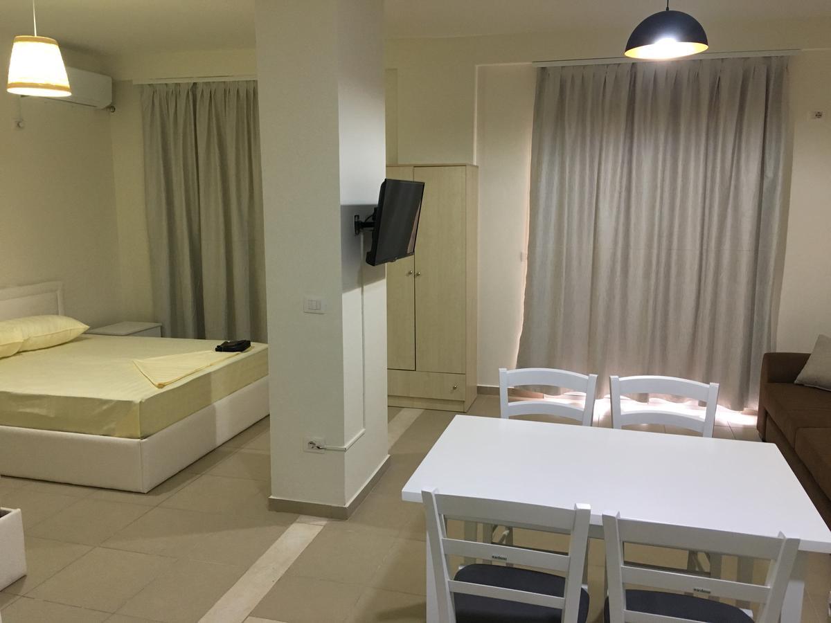 Alexander Rooms & Apartments Durres Luaran gambar